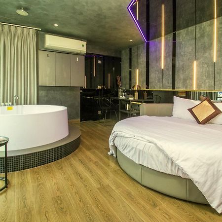Bonita Signature Hotel Хошимин Экстерьер фото