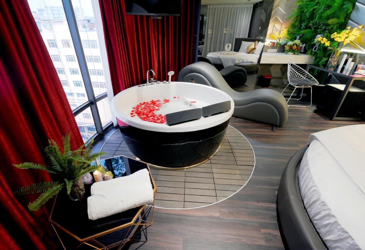 Bonita Signature Hotel Хошимин Экстерьер фото