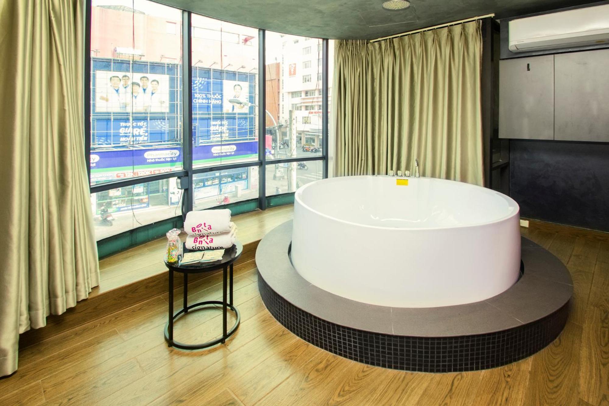 Bonita Signature Hotel Хошимин Экстерьер фото